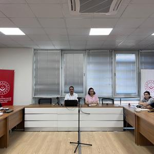Engelli ve Yaşlı  Hizmetleri Biriminde Hizmet Veren Mesleki Personele Yönelik Bilgilendirme, Rehberlik ve Değerlendirme Toplantısı - fotoğraf 1