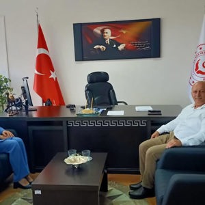 Adalet Komisyonu Başkanı Naciye Görmez’den İl Müdürüne Ziyaret - fotoğraf 1