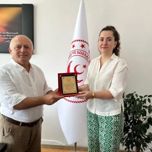 Koruyucu Aile Birim Sorumlusu Nida Şahin’e Veda ve Plaket Takdimi - fotoğraf 2