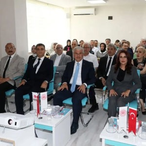 Valimiz Sayın İbrahim AKIN 2025 Aile Yılı Kapsamında Düzenlenen Bilgilendirme Programında Sivil Toplum Kuruluşlarının Temsilcileriyle Bir Araya Geldi - fotoğraf 2