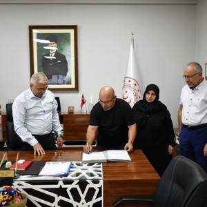Devlet Himayemizdeki İki Kardeşimiz Aynı Aile Yanında Yeni Hayatlarına Başladı - fotoğraf 3