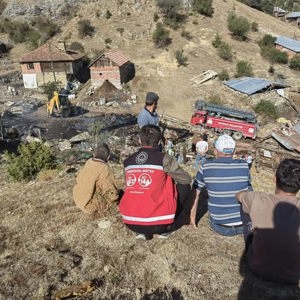 Kılıçlı Köyü’nde Yangın Mağduru Vatandaşa Psikososyal Destek Sağlandı - fotoğraf 1