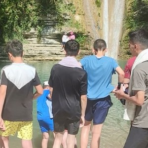  Çocuklarımız Sinop Erfelek Tatlıca  Şelalelerinde Gönüllerince Eğleniyor - fotoğraf 1