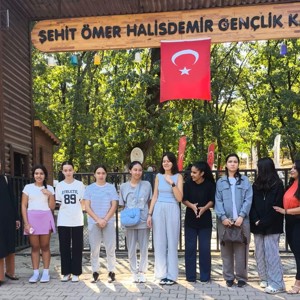 Kahramanların İzinde: Şehitlerimizin ve Gazilerimizin Kıymetli Emanetleri İstanbul’da Bir Araya Geldi - fotoğraf 3