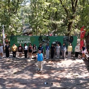 Kahramanların İzinde: Şehitlerimizin ve Gazilerimizin Kıymetli Emanetleri İstanbul’da Bir Araya Geldi - fotoğraf 13