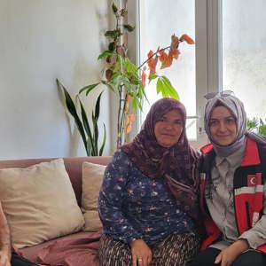 Bolvadin Sosyal Hizmet Merkezi'nin Aziz Şehitlerimizin Yakınlarına Ziyaretleri - fotoğraf 2