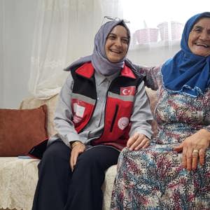 Bolvadin Sosyal Hizmet Merkezi'nin Aziz Şehitlerimizin Yakınlarına Ziyaretleri - fotoğraf 1