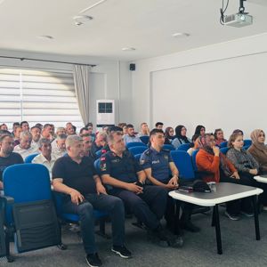 Çobanlar İlçesinde Koruyucu Aile Tanıtımı - fotoğraf 1
