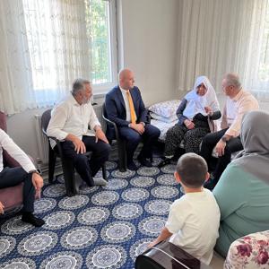 Şehit Musa Demir’in kıymetli annesi Ayşe Özkaya'ya Geçmiş Olsun Ziyareti - fotoğraf 3