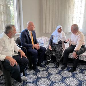 Şehit Musa Demir’in kıymetli annesi Ayşe Özkaya'ya Geçmiş Olsun Ziyareti - fotoğraf 2