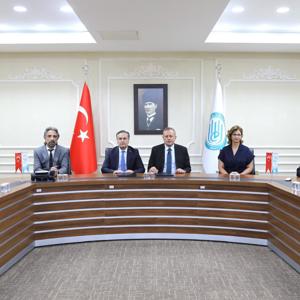 Bitlis Eren Üniversitesi ile Aile ve Sosyal Hizmetler İl Müdürlüğümüz Arasında “Engelsiz Üniversite” İşbirliği Protokolü İmzalandı - fotoğraf 3