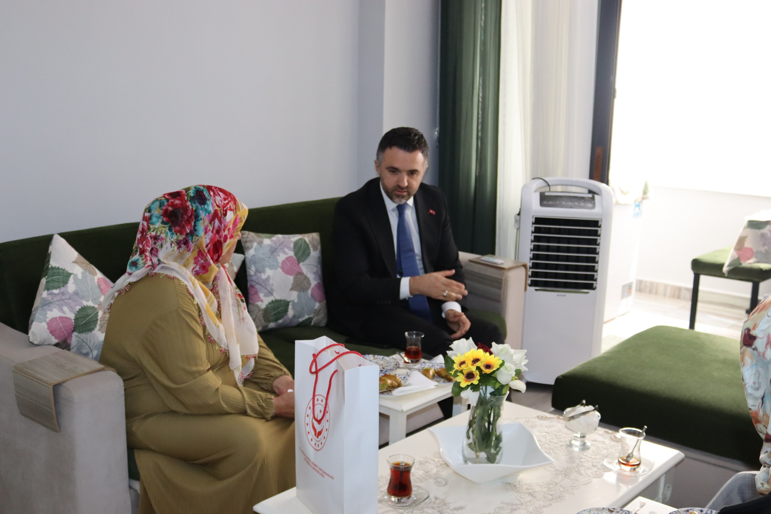 İl Müdürümüz Sn. Ömer TURAN’ dan Şehit Ailelerimize Anlamlı Ziyaret