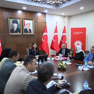 Güneydoğu Anadolu Bölgesi Kadın Hizmetleri Bölgesel İstişare Toplantısı Diyarbakır İlinde Gerçekleştirildi  - fotoğraf 2