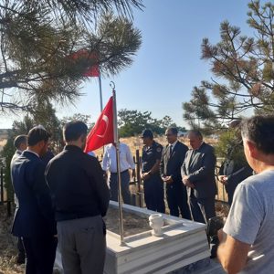  Aziz şehitlerimizi rahmet, minnet ve şükranla anıyoruz. - fotoğraf 2