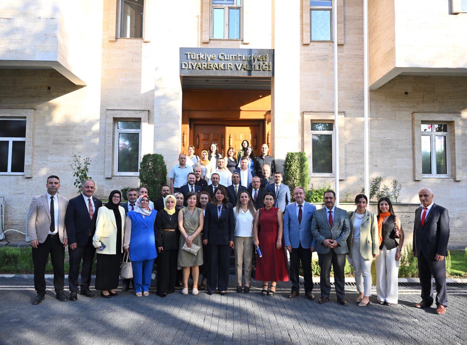 Güneydoğu Anadolu Bölgesi Kadın Hizmetleri Bölgesel İstişare Toplantısı Gerçekleştirildi