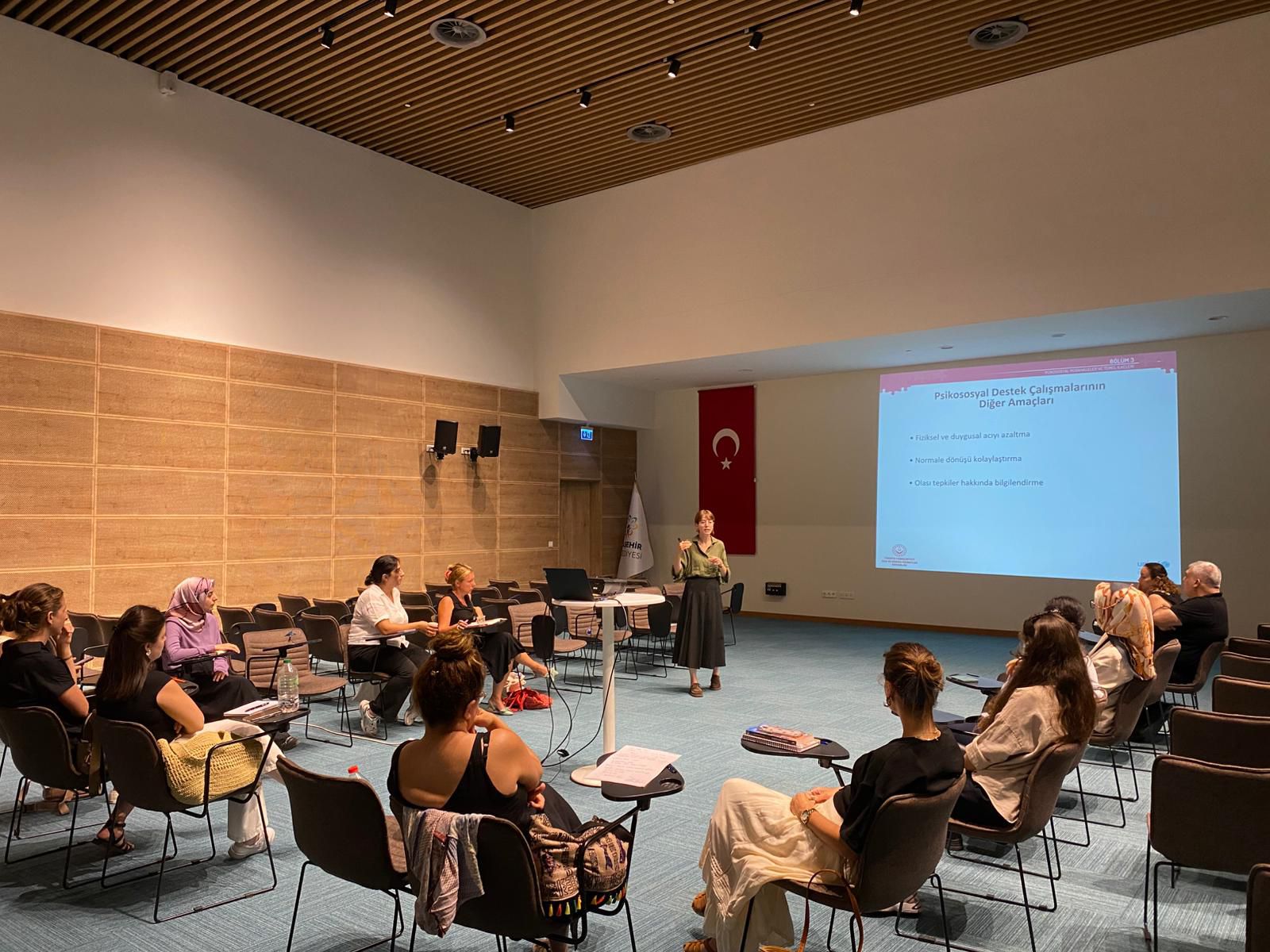 Afet ve Acil Durumlarda Psikososyal Destek Farkındalık Eğitimi Gerçekleştirildi
