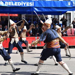 30 Ağustos Zafer Bayramı, 103. yılında Bursa’da coşku ve gururla kutlandı - fotoğraf 11