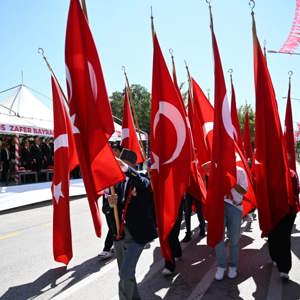 Korunma ve Bakım Altındaki Çocuklarımızla 30 Ağustos Zafer Bayramı Kutlamaları - fotoğraf 2