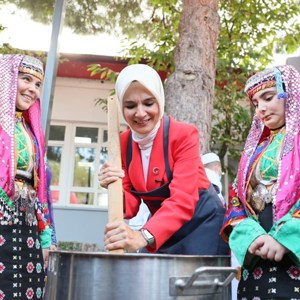 Aile ve Sosyal Hizmetler Bakanımız Göktaş, Balıkesir'de ziyaretlerde bulundu - fotoğraf 20
