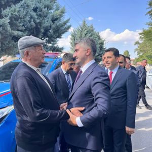 Aziz Şehidimiz Ömer Halisdemir'in Kabrini Ziyaret - fotoğraf 1