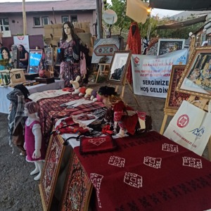 BİR ANADOLU ŞENLİĞİ’NDE ADEM STANTLARI BÜYÜK İLGİ GÖRDÜ - fotoğraf 1
