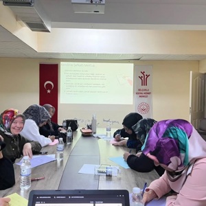 Evde Bakım Hizmeti Alan Vatandaşlarımıza Yönelik Stres Yönetimi Eğitimi Düzenlendi - fotoğraf 2