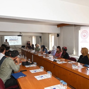 Aile ve Çocuklara Yönelik Sosyal Destek Mekanizmalarının Güçlendirilmesi Projesi Kapsamında İlk Hafta Eğitimleri Gerçekleştirildi - fotoğraf 4