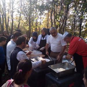 Yaşlılarımız, Engellilerimiz, Çocuklarımız ve Personelimizle Piknik Etkinliğimizde Bir Araya Geldik. - fotoğraf 6