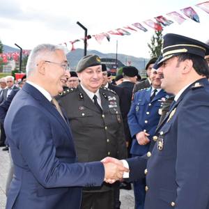 Kahramanlarla Kardeşlik Yolunda - fotoğraf 3
