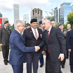 Kahramanlarla Kardeşlik Yolunda - fotoğraf 2