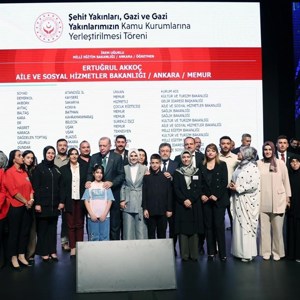Cumhurbaşkanı Erdoğan ve Aile ve Sosyal Hizmetler Bakanımız Göktaş, Şehit Yakınları, Gazi ve Gazi Yakınlarının Kamu Kurumlarına Yerleştirilmesi Kura Töreni'ne katıldı - fotoğraf 7
