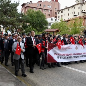  19 Eylül Gaziler Günü, Kastamonu’da Coşku ve Saygıyla Kutlandı - fotoğraf 2