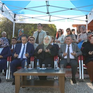 Bakanımız Sayın Zehra Zümrüt Selçuk, "Bugün Fidan, Yarın Nefes" Kampanyası Kapsamında Sinop'ta Fidan Dikimi Törenine Katıldı - fotoğraf 6