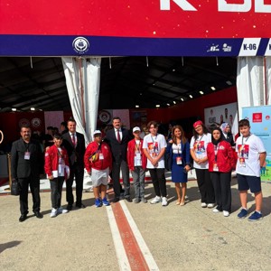 ROBOTİK KODLAMA VE YAZILIMI LABORATUVARI SINIFI ÖĞRENCİLERİ TEKNOFEST’E KATILDI - fotoğraf 4