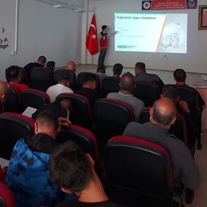 Madde Bağımlılığı İle Mücadele Konulu Seminer Gerçekleştirilmiştir. - fotoğraf 3