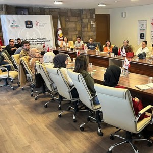 Aile ve Çocuklara Yönelik Sosyal Destek Mekanizmalarının Güçlendirilmesi Eğitimi Düzenlendi - fotoğraf 4
