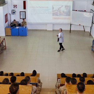 Jandarma Komando Eğitim Komutanlığı Kursiyerlerine Eğitim  - fotoğraf 2