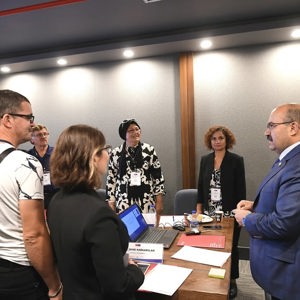“Bakanlığımız ve UNICEF işbirliğinde; Türkiye’de Koruyucu Aile Sisteminin Güçlendirilmesi Projesi kapsamında “Geçici Koruyucu Aile Paydaş” toplantısı düzenlendi.” - fotoğraf 6