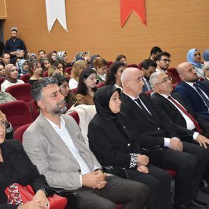 Toplumsal Değerlerin Aile İçinde Aktarılması ve Yaşatılması - fotoğraf 4