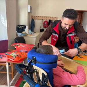Özel gereksinimli öğrencilerimiz, aileleriyle birlikte kendi “Aile Çerçevelerini” oluşturdu - fotoğraf 1