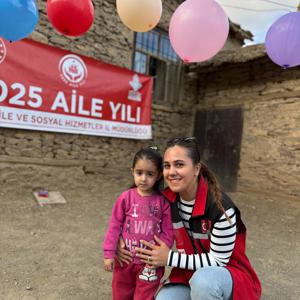 Hizan Uzuntaş Köyünde Açık Hava Sineması ve Çocuk Etkinliği - fotoğraf 7