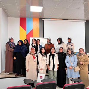 2025 Aile Yılı faaliyetleri kapsamında, çalışma arkadaşlarımız tarafından Fatih Kültür Merkezinde vatandaşlarımız için “Kendini Bilmek” konulu seminer düzenlendi. - fotoğraf 1