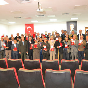 Niğde'de 37 Kıbrıs Gazisine 'Milli Mücadele Madalyası ve Beratı' verildi - fotoğraf 10