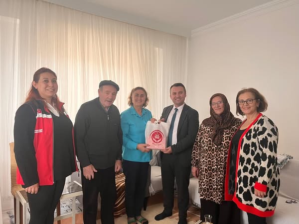  1 Ekim Dünya Yaşlılar Günü 