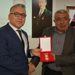 Niğde'de 37 Kıbrıs Gazisine 'Milli Mücadele Madalyası ve Beratı' verildi - fotoğraf 48