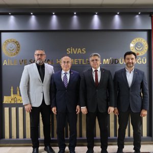 Gençlik ve Spor İl Müdürü Şahin Ertem, İl Müdürümüz Özgür Kırmızıtaş’ı ziyaret etti.  - fotoğraf 1