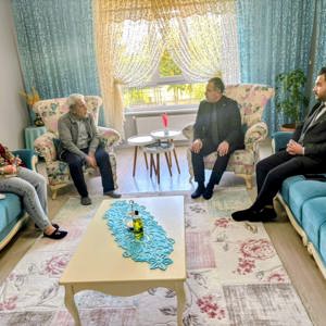 İl Müdürümüz Vefa Akdoğan'dan Şehit Ailemize Ziyaret - fotoğraf 2