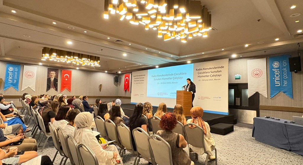 Kadın Konukevlerinde Çocuklara Sunulan Hizmetler Çalıştayı Mersin’de Gerçekleştirildi