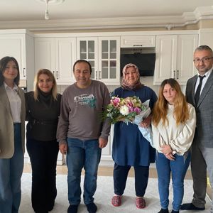 Vefa Buluşması: Şehit Annesine Anlamlı Ziyaret - fotoğraf 1