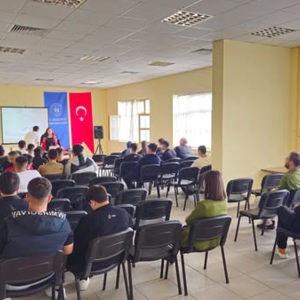 Cihanbeyli'de KYK Öğrencilerine Yurt Yaşamına Uyum Eğitimi Düzenlendi - fotoğraf 1